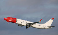 LN-FGE @ CPH - LN-FGE taking off rw 22R - by Erik Oxtorp