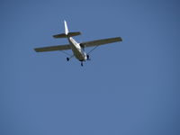 N6228N @ KHPN - 2008 Cessna 172S
Takeoff - by Haldan Dickinson