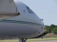 N215EF @ KHPN - 2021 Bombardier BD-700-1A10 Global 6500
Ramp - by Haldan Dickinson