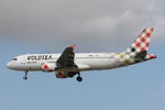 EC-NOM @ LMML - A320 EC-NOM Volotea Airlines - by Raymond Zammit
