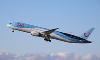 SE-RFZ @ CPH - SE-RFZ taking off rw 22R - by Erik Oxtorp