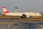 OE-LBE @ EDDF - at fra - by Ronald