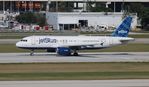 N561JB @ KFLL - JBU A320 zx - by Florida Metal