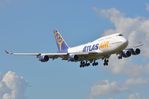 N322SG @ KMIA - Atlas B744 making last minute adjustments for landing - by FerryPNL