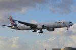 PT-MUE @ KMIA - Latam B773 landing - by FerryPNL
