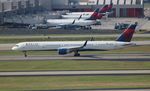 N581NW @ KATL - DAL 753 zx - by Florida Metal