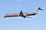 N437AA @ KORD - American Airlines McDonnell Douglas MD-83 N437AA on approach KORD - by Mark Kalfas
