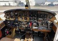 N38981 - 1977 Piper PA-28R-201T - by N38981