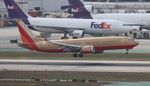 N871HK @ KLAX - SWA 737-8 gold zx KLAS-LAX - by Florida Metal