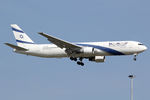 4X-EAP @ EHAM - at spl - by Ronald