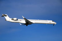 EI-HIA @ CPH - EI-HIA landing rw 04L - by Erik Oxtorp