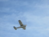 N971TA @ 3611 - Flying past - by 30295