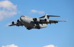 98-0052 @ KOSH - USAF C-17 zx - by Florida Metal