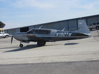 N190TN @ 3611 - Taxiing - by 30295