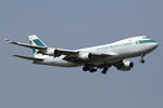 B-LID @ EHAM - at spl - by Ronald