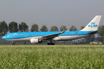 PH-AOF @ EHAM - at spl - by Ronald