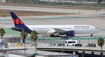 HL8516 @ KLAX - LAX zx - by Florida Metal