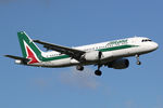EI-DTB @ EHAM - at spl - by Ronald