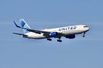 N676UA photo, click to enlarge