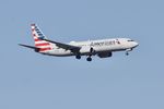 N305NX @ KORD - B738 American Airlines Boeing 737-823 N305NX AAL2965  MIA-ORD - by Mark Kalfas