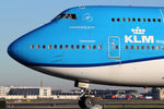PH-BFV @ EHAM - at spl - by Ronald