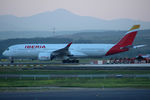 EC-OAV @ LEMD - Taxiing - by micka2b