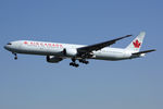 C-FITU @ EGLL - at lhr - by Ronald