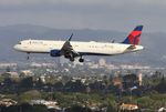 N128DN @ KLAX - DAL A321 zx TPA-LAX - by Florida Metal