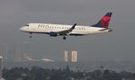 N284SY @ KLAX - SKW/DAL E175 zx TUS-LAX - by Florida Metal