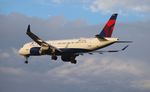 N309DU @ KTPA - DAL A223 zx LGA-TPA - by Florida Metal
