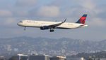 N352DN @ KLAX - DAL A321 zx MSP-LAX - by Florida Metal