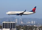 N375DA @ KLAX - DAL 738 zx SFO-LAX - by Florida Metal