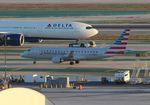 N509SY @ KLAX - SKW/AE E175 zx LAX-SJC - by Florida Metal