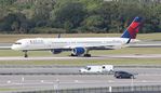 N581NW @ KTPA - DAL 753 zx TPA-DTW - by Florida Metal