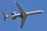 N609SK @ KORD - CRJ7 SkyWest BOMBARDIER INC CL-600-2C10 N609SK SKW3157 ORD-BNA - by Mark Kalfas