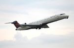 N606SK @ KDTW - SKW/DAL CRJ7 zx DTW-BUF - by Florida Metal
