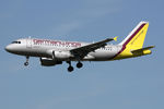 D-AKNQ @ EGLL - at lhr - by Ronald