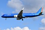 EI-HXA @ EBBR - EI-HXA landing at Brussels Airport. - by Jef Pets