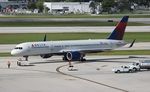N650DL @ KFLL - DAL 752 zx FLL-ATL - by Florida Metal