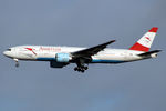 OE-LPB @ EDDF - Landing - by micka2b