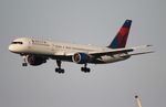 N652DL @ KFLL - DAL 752 zx DTW-FLL - by Florida Metal