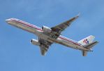 N658AA @ KMIA - AAL 752 oc zx MIA-ORD - by Florida Metal