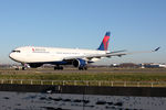 N829NW @ EHAM - at spl - by Ronald