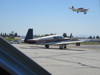 N4122H @ 3611 - Letting aircraft land - by 30295