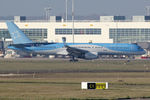 G-OOBE @ EBBR - at ebbr - by Ronald