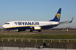 EI-DYP @ EHAM - at spl - by Ronald