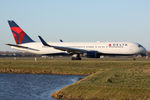 N195DN - at spl - by Ronald