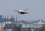 91-0479 @ KFLL - Thunderbirds F-16 zx - by Florida Metal