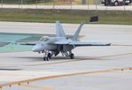 165860 @ KFLL - F-18E zx - by Florida Metal