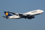D-ABVU @ EDDF - at fra - by Ronald